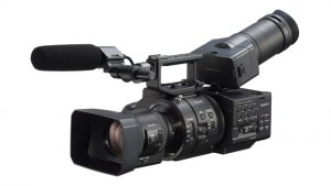 FS700